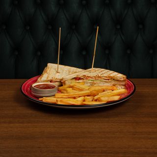 ლორის ქლაბ სენდვიჩი