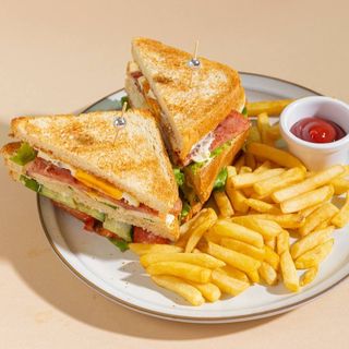 Клаб-сэндвич с курицей