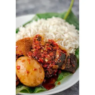 Ofada with Eja Kika, Plantain and Egg