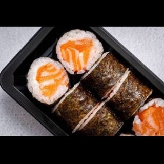 401- maki salmao 8 pecas