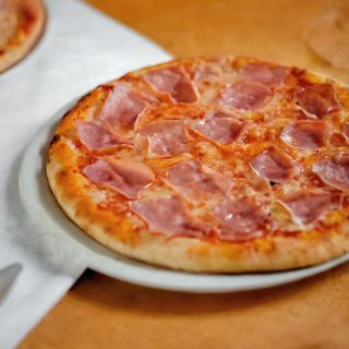 Pizza Jamón
