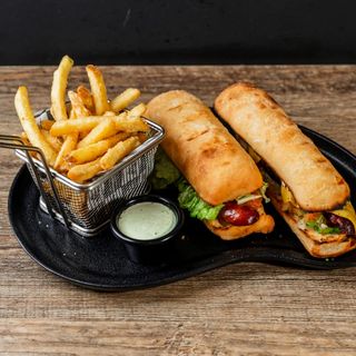 COMBO DE CHORIPAN + BEBIDA