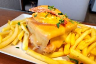 Francesinha à Casa