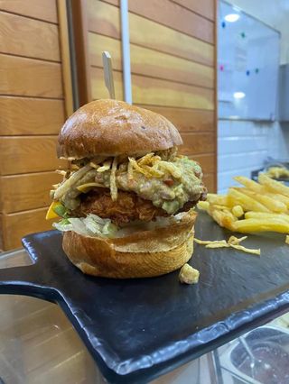 Chicken Guacamole Burger