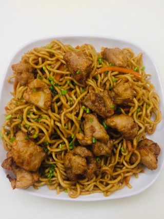 7p Yakisoba de Pollastre (New)