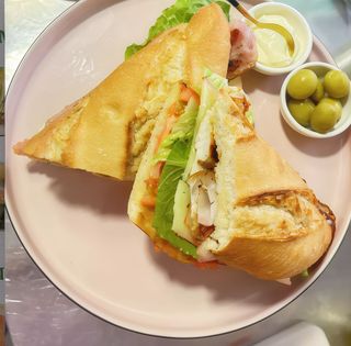 Bocata Pollo Queso Y Beicon+ bebida