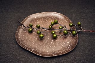 Чиния камък средна