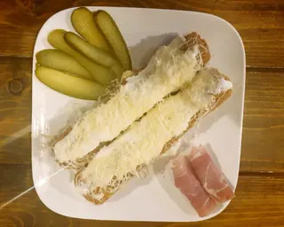 Slane palačinke sa pršutom 400 gr