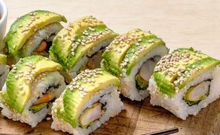 63a.  Aguacate Uramaki (8 Uds.)