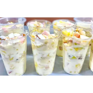 Mini cup Fruit parfait