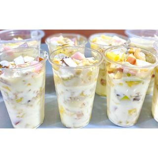 Mini cup Fruit parfait