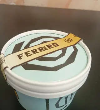 Lupo sladoled Ferrero