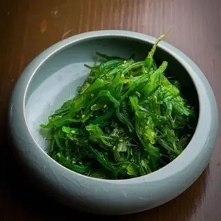 06 - Wakame