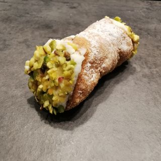 Cannolo siciliano 