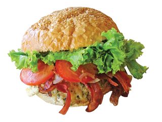 Sandwich omleta cu bacon 