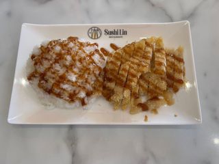 62 Arroz Con Pollo Empanada Y Salsa Teriyaki