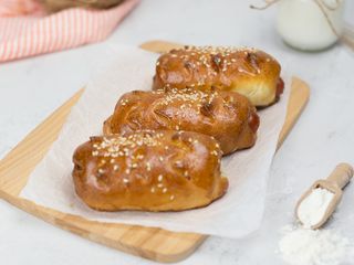 Сосиска в тісті (150г)