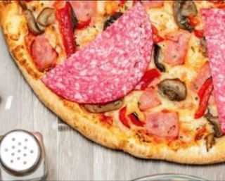 Pizza cuatro estaciones