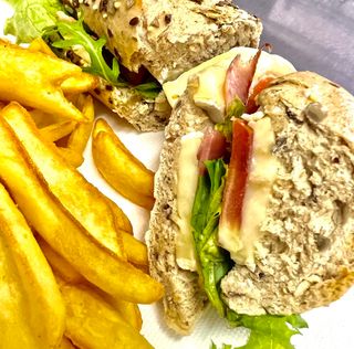 Sanduíche Bacon e Brie