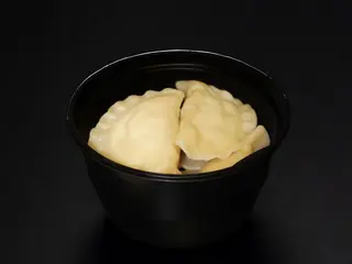 Вареники з картоплею та шкварочками ( варені ) (250g)