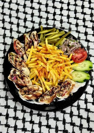 طبق شاورما عربي