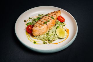 Стейк из сёмги на гриле 