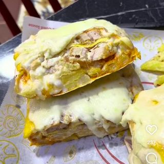 Tacos مشخشخ بالفروماج, frites, boisson