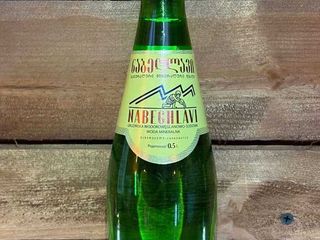 Woda mineralna gazowana Nabieghlavi 500 ml