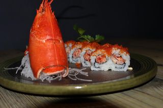 Uramaki lobster roll