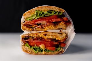 Скиачата BLT с яйца