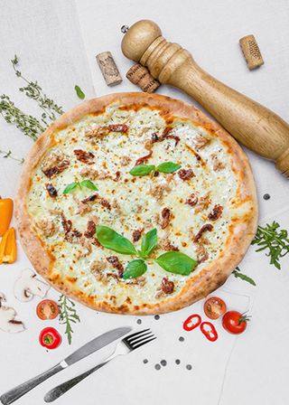 Піца Тонно е Помодорі Секкі  (440г)