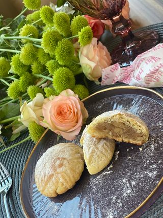 Մաամուլ Ալ-իիտ Ընկույզով 1 Հատը