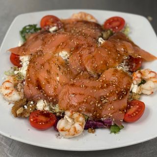 Ensalada De Salmón