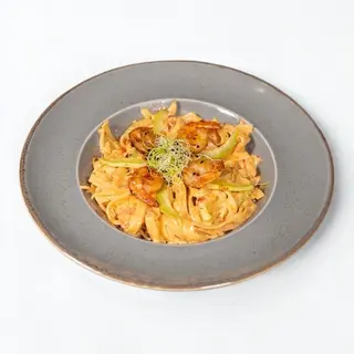 Tagliatelle cu creveti si dovlecel