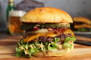 Hamburguesa California (300 G.)