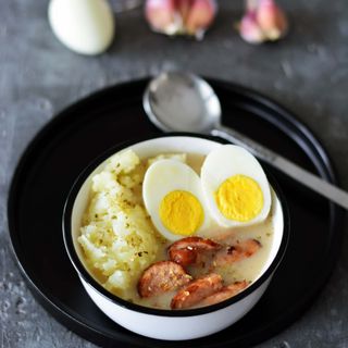 Żurek staropolski z pieczywem