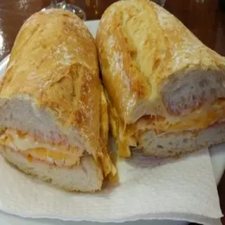 Bocadillo De Tortilla Francesa