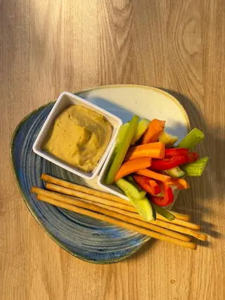 HUMMUS