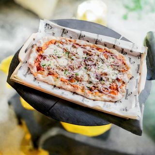 Pizza Tonno i Cipolla