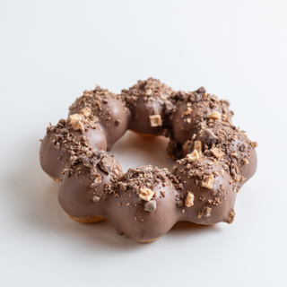 Mochi Dochi Blanco con Kit Kat