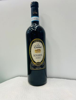 Vino Bonarda Amabile