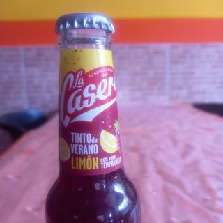 Casera Tinto de verano Limon (275ml)