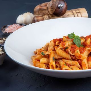 Macarrones Con Salsa Napolitana