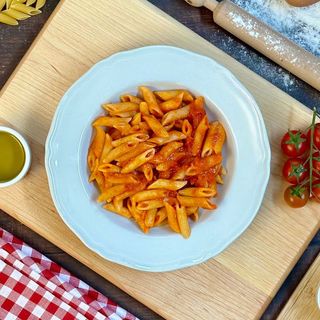 Mezze Penne al Pomodoro