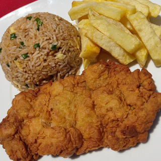 Mostrito con pollo broaster