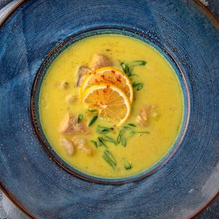 Supa de sofran cu fructe de mare