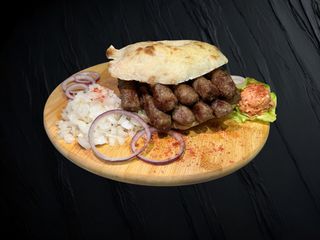 Juneći ćevapi