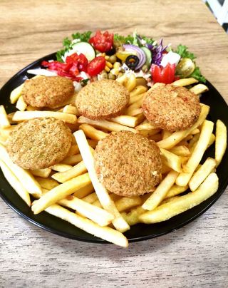 Talerz falafel