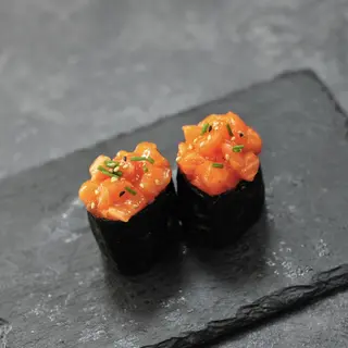 Gunkan De Tartar De Salmón (2 Pzs.)
