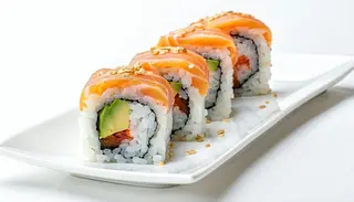 80 Uramaki Sake